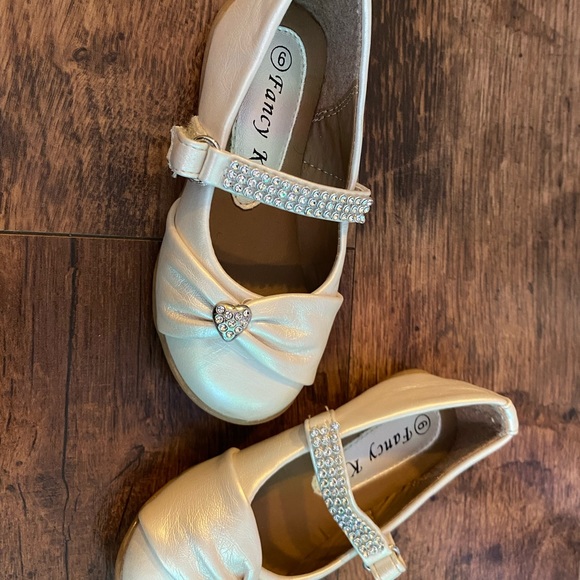 Dress Shoes - Picture 5 of 5